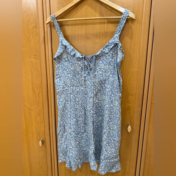 American Eagle Outfitters Blue Floral dress - Picture 3 of 10